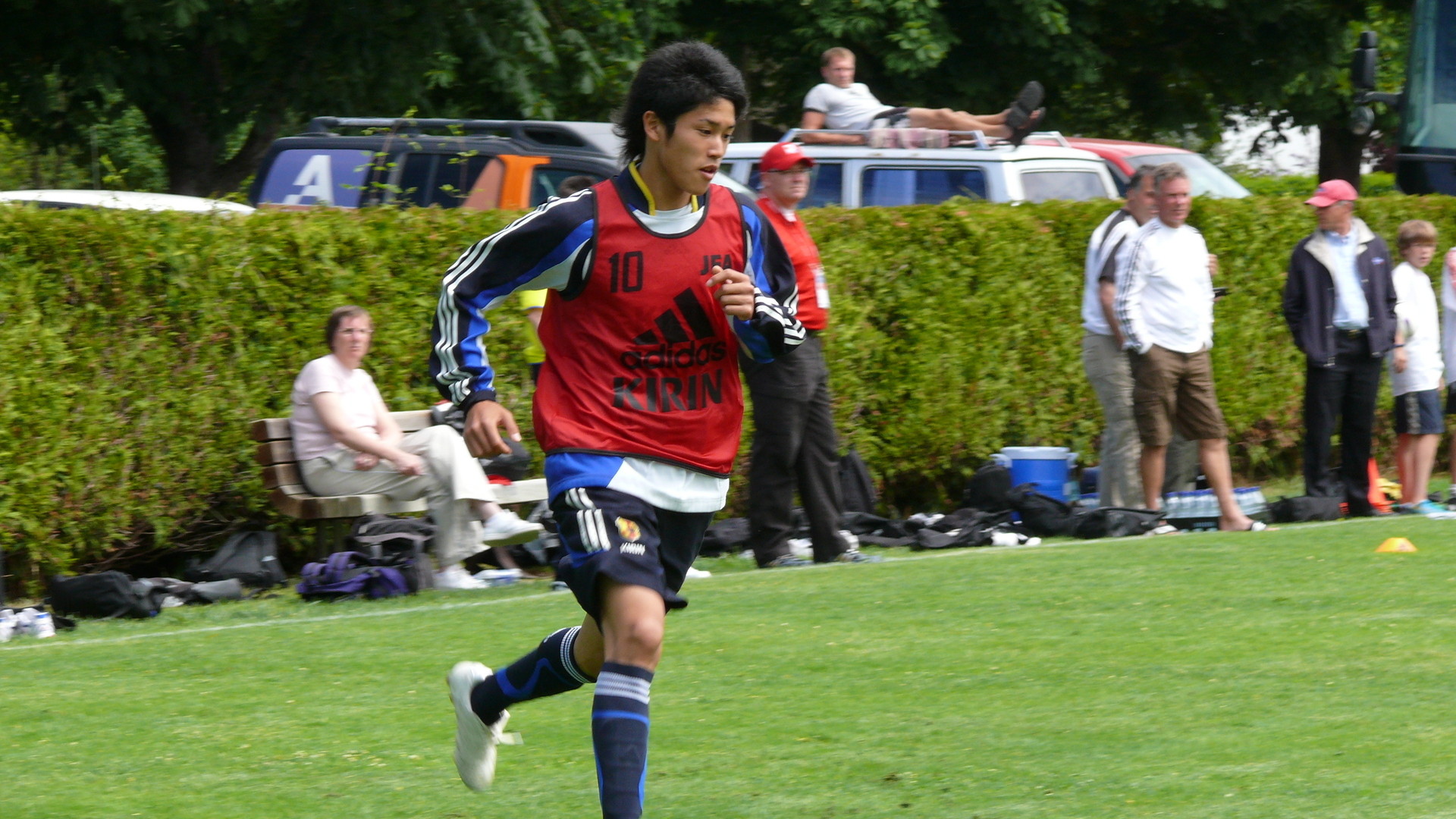 内田篤人が切り開いた 早生まれ のメリット 安藤隆人 個人 Yahoo ニュース