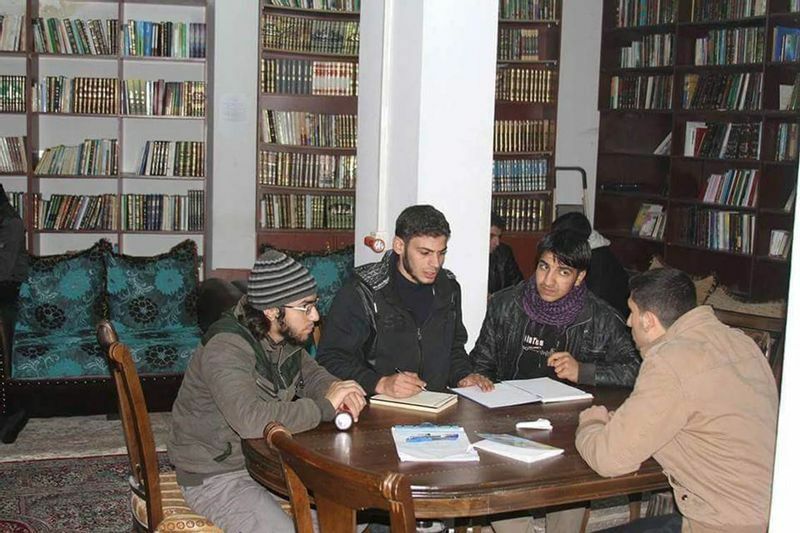 ダラヤの秘密図書館（Daraya Media Center）