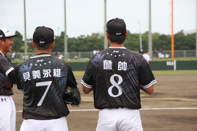 ニックネーム」がユニフォームに。次々と仕掛けてくる台湾プロ ニックネーム」がユニフォームに。次々と仕掛けてくる台湾プロ