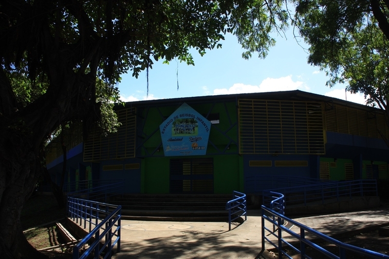 マナグアのスポーツセンター内にある少年野球用スタジアム