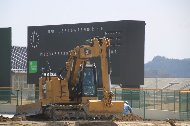 建設工事の進む陸前高田の新球場