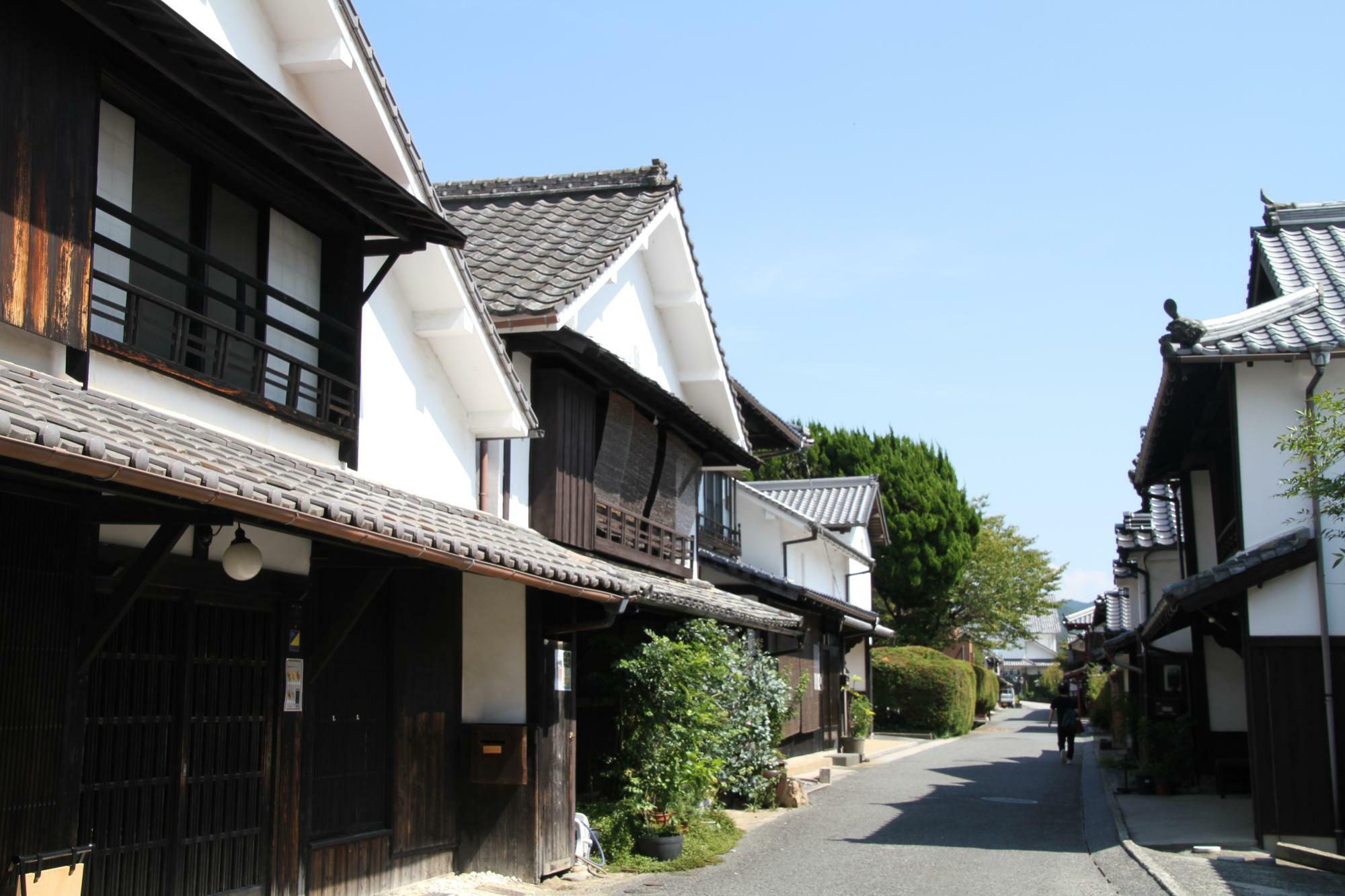 古い町並みが残る宇和町卯之町