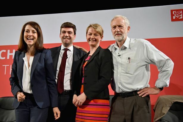 労働党主候補の4人。右端がコービン