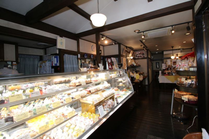 広島の洋菓子店「無花果」を事業承継したことで、新業態の開発や銘菓づくりなどアイデアが広がっている(MIHORI提供)