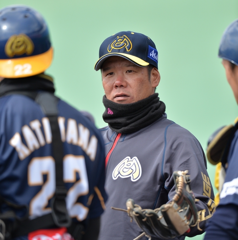 虎の男前」藤井彰人コーチ、古巣に里帰り―“藤井チルドレン”と 虎の男前」藤井彰人コーチ、古巣に里帰り―“藤井チルドレン”と