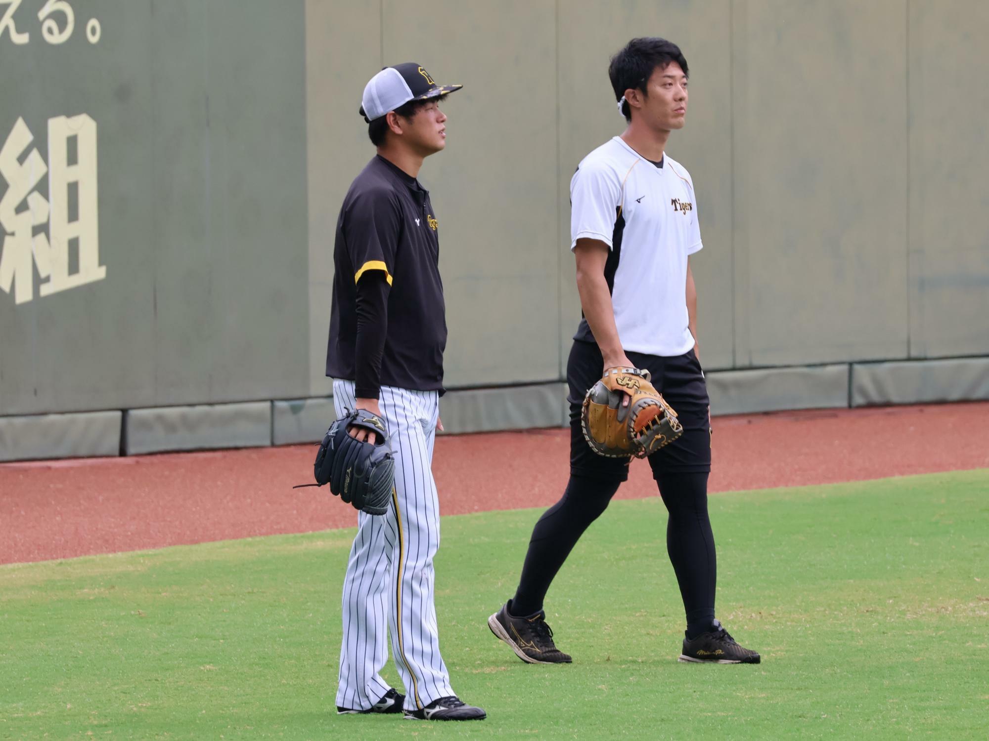 新井雄太トレーナーはいつも傍に