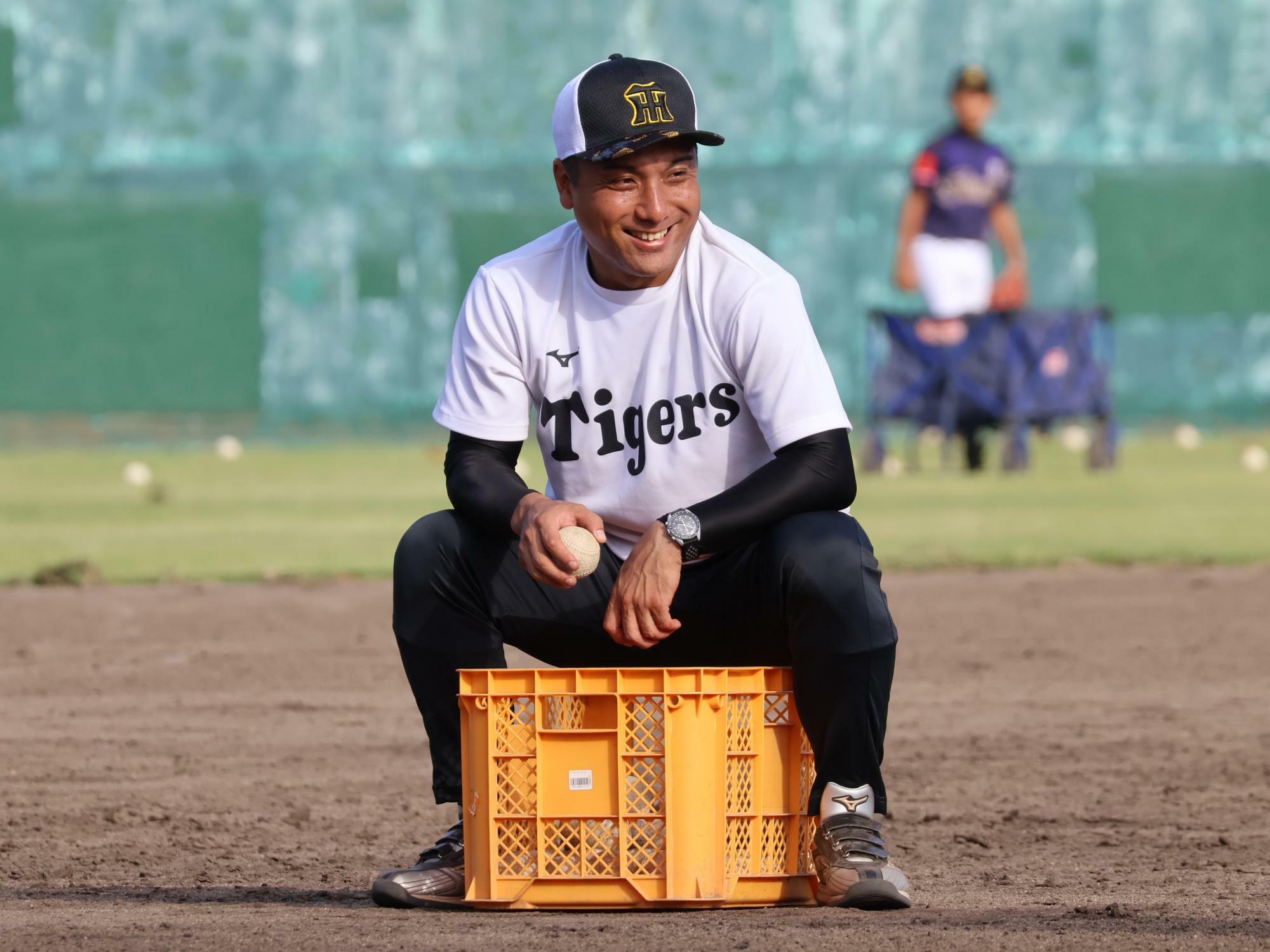 チームをサポートする浅沼亮氏