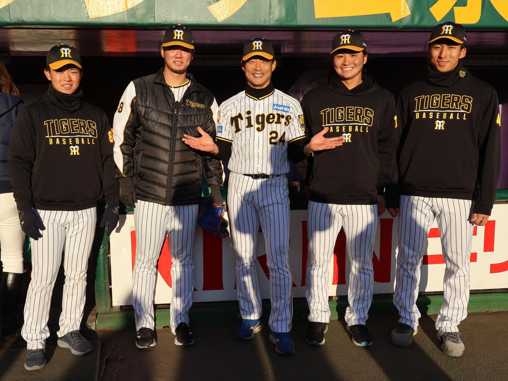 （左から）中川勇斗、川原陸、桧山進次郎、松原快、茨木秀俊