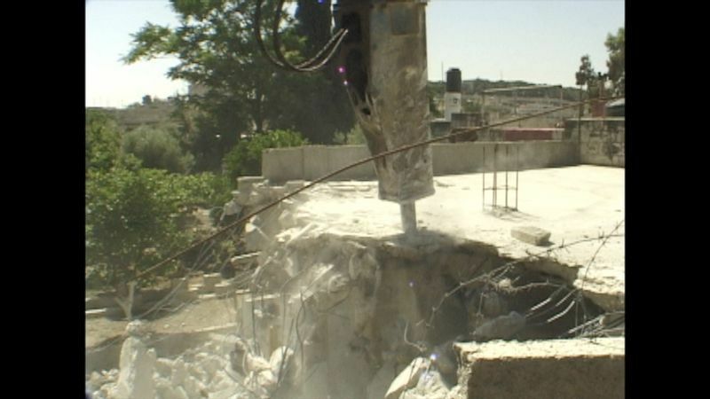 破壊される東エルサレムのパレスチナ人の家（撮影・土井敏邦）