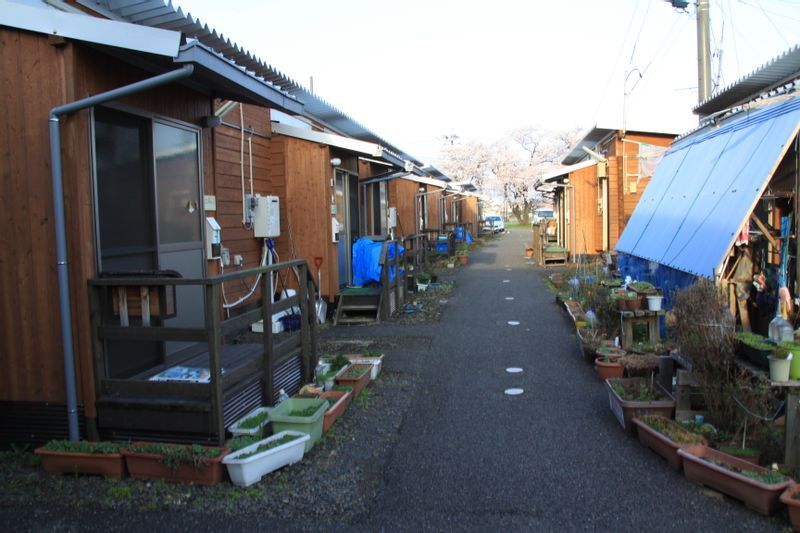 （三浦さんが暮らしていた伊達市の仮設住宅／撮影・土井敏邦）