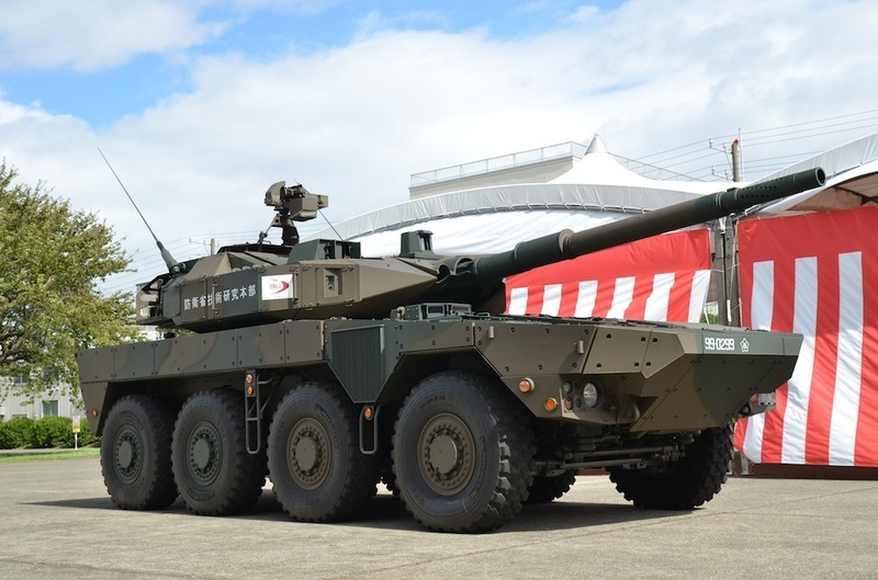 防衛省技術研究本部、新型戦闘車両を公開（dragoner