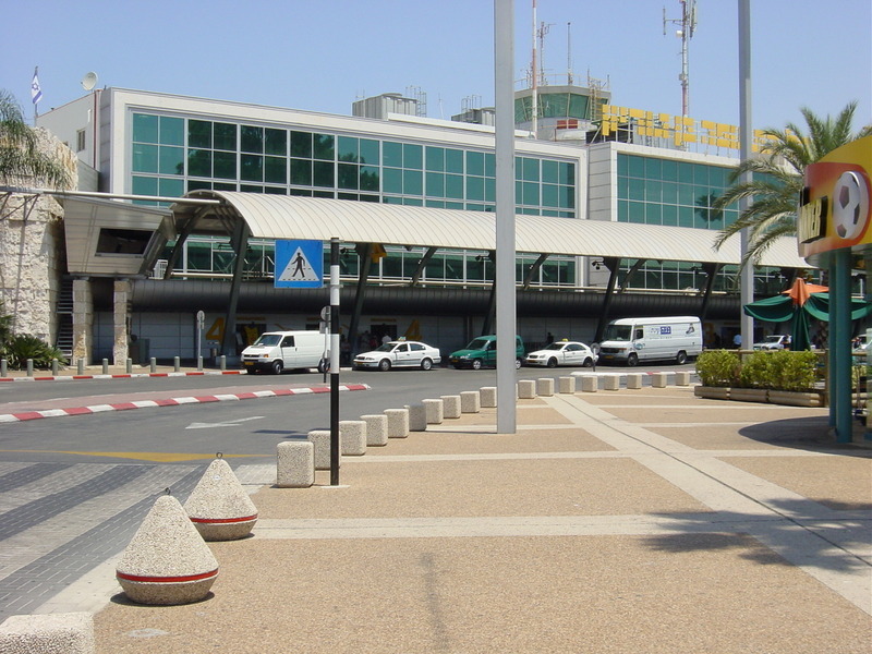 2003年時点のベン・グリオン空港ターミナル（VOrash撮影）