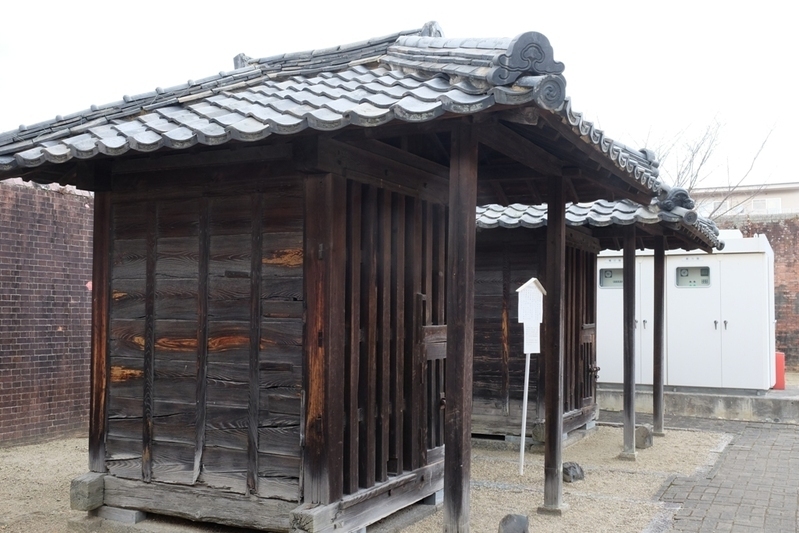 旧奈良奉行所の牢獄を移築した