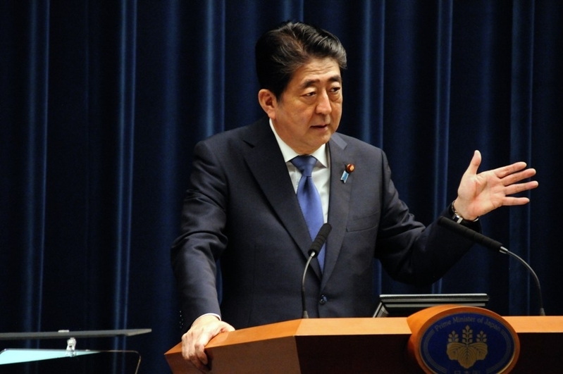 記者会見で衆議院解散を発表する安倍首相(撮影:小川裕夫)