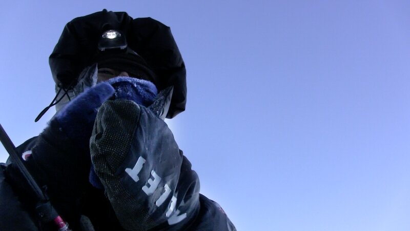 2012年エベレスト8000m付近　 6:30凍傷直前の最後の映像より　画像：栗城事務所