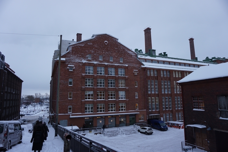 工場をリノベーションした「ハイブリッド脅威対策センター」の入る建物＝ヘルシンキ、筆者撮影