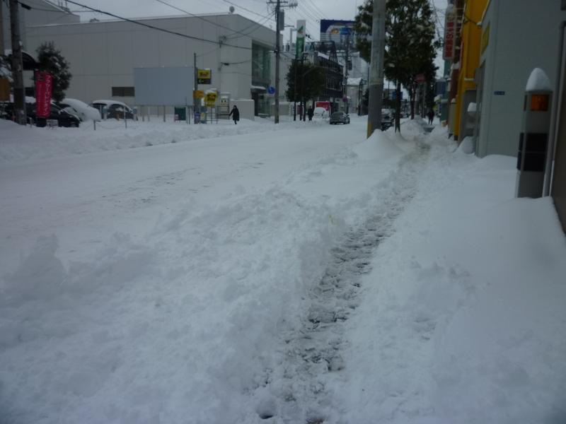 2014年2月9日　大雪に見舞われた仙台市内（筆者撮影）