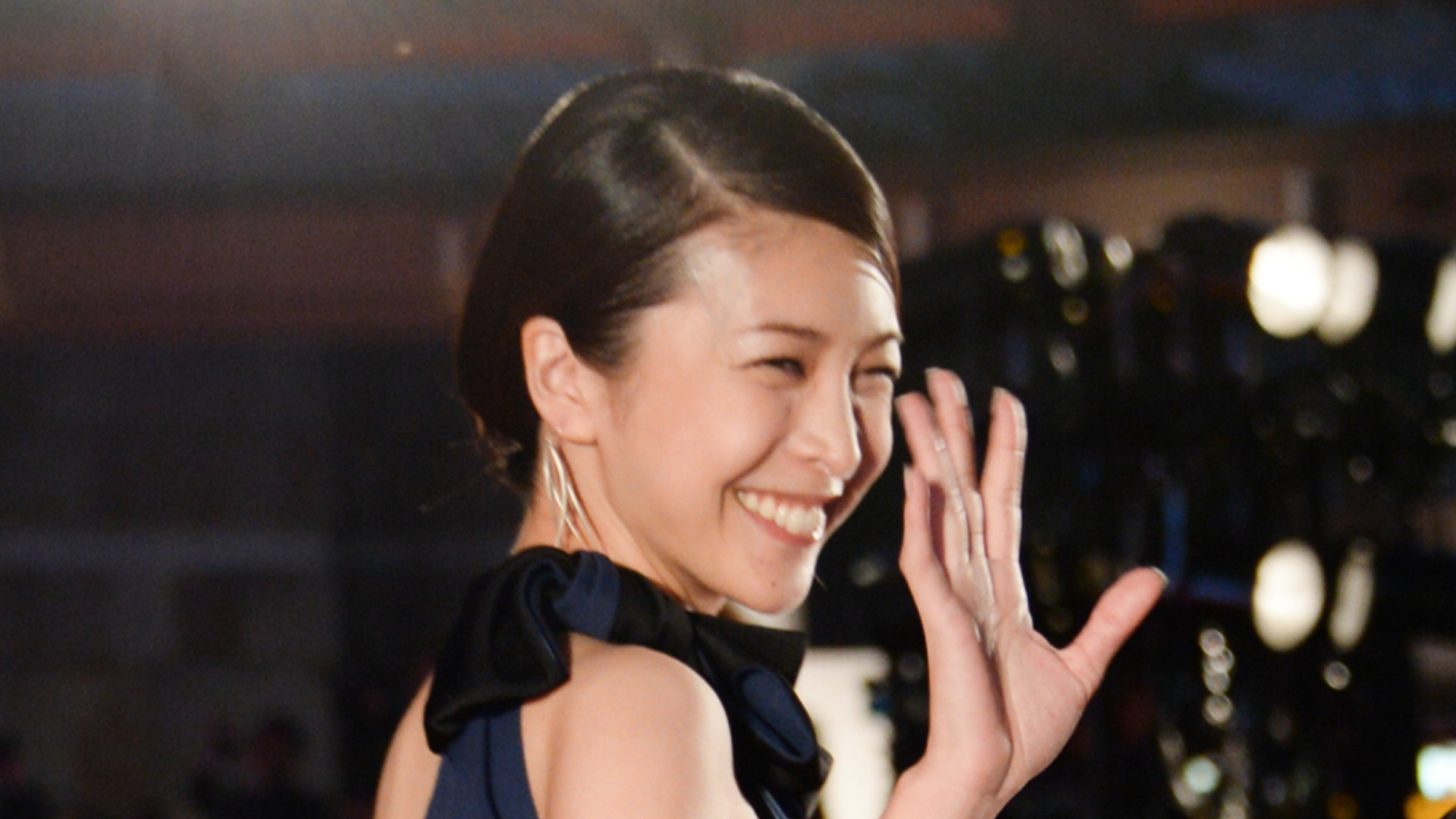 竹内結子が与えてくれた あったかさ ドラマの竹内結子を振り返る 堀井憲一郎 個人 Yahoo ニュース
