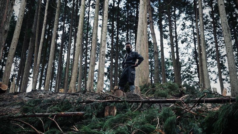 青木さんはまさに森の守り人のようなオーラをまとっていた　撮影：堀潤
