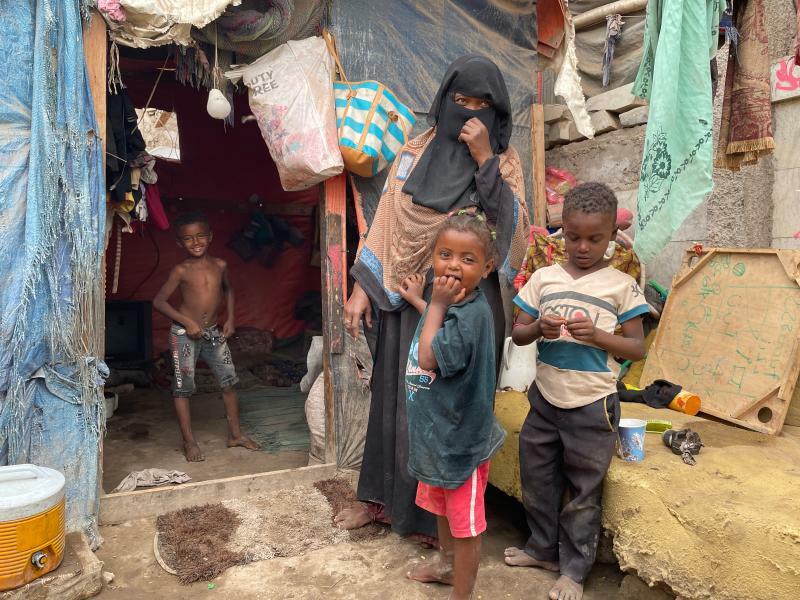イエメン国内の難民キャンプ　食料配給や衛生環境は整っておらず支援の充実が求められる　撮影：JVC
