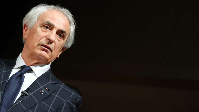 ハリル氏会見で再注目される今 考えたい日本代表監督交代の捉え方 0014catorce 小澤一郎 個人 Yahoo ニュース ハリル氏会見で再注目される今 考えたい日本代表監督交代の捉え方 0014catorce 小澤一郎 個人 Yahoo ニュース