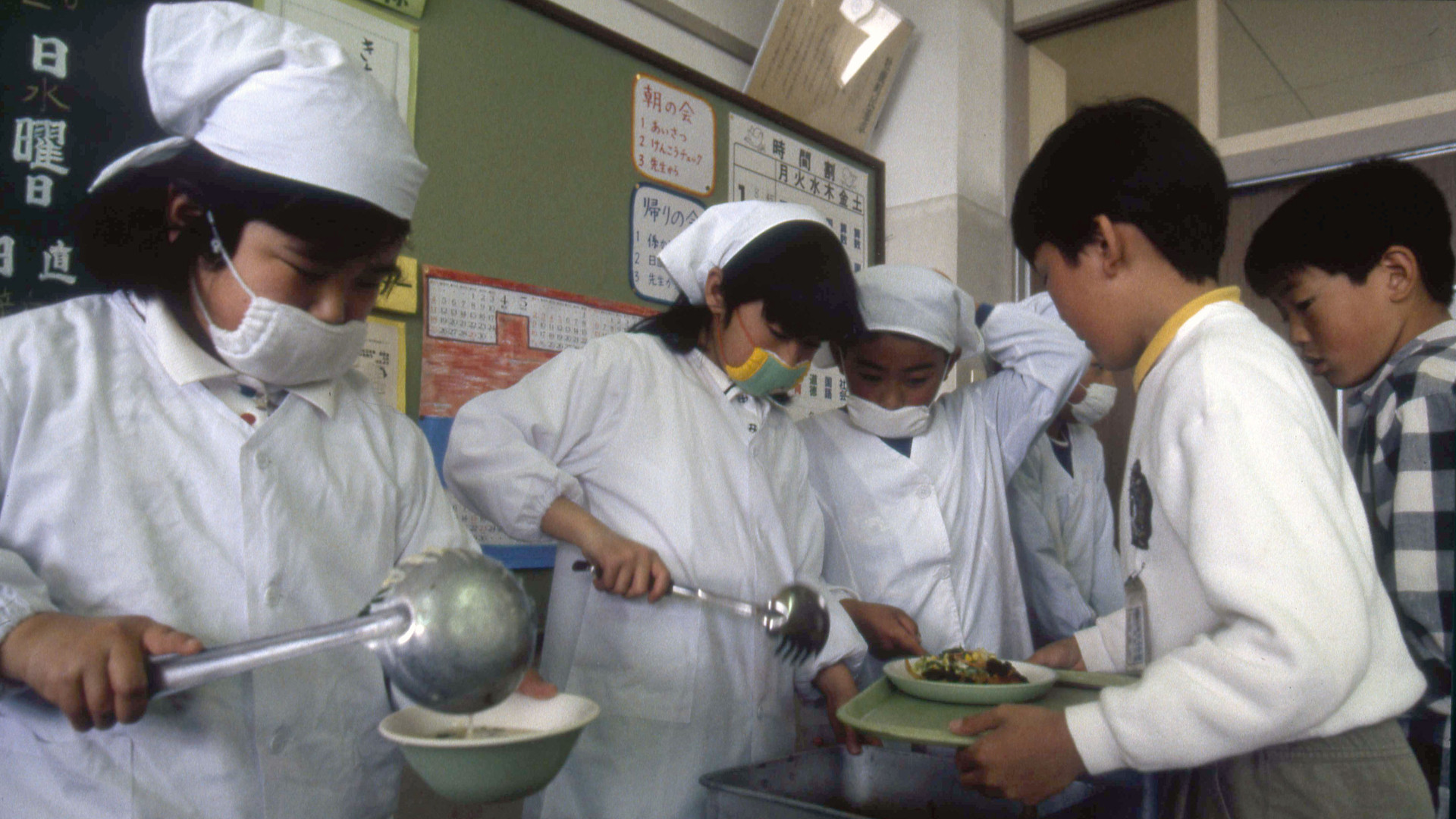 子どもたちはなぜ学校給食を残すのか 残すな 残せ より なぜ残すのか裏側を見る必要があるのでは 井出留美 個人 Yahoo ニュース