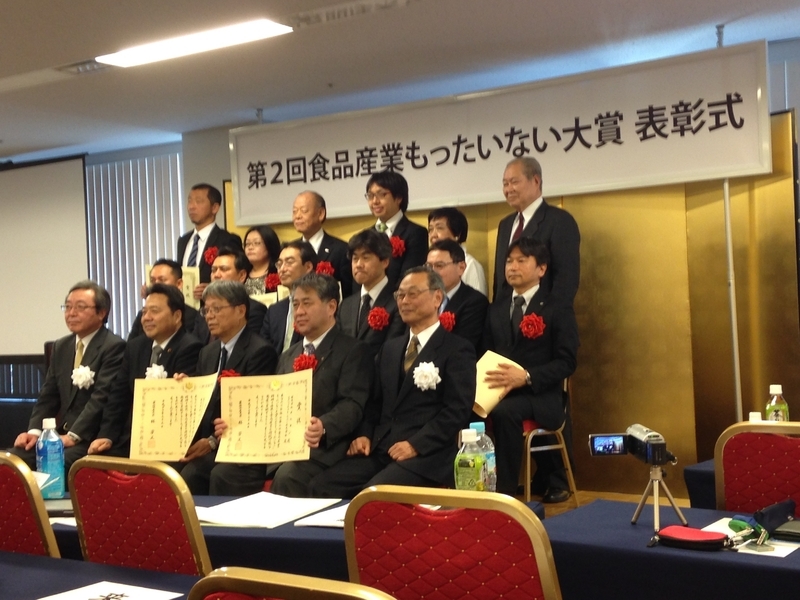 後列、右から2番目が、株式会社こむらさきの代表取締役、千田洋子様（筆者撮影）