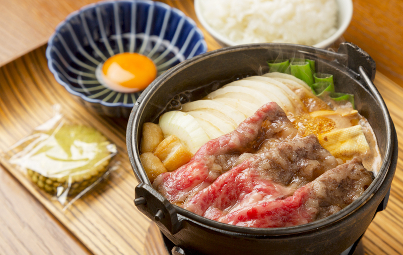 すき焼き専科のすき焼き(中村さん提供)