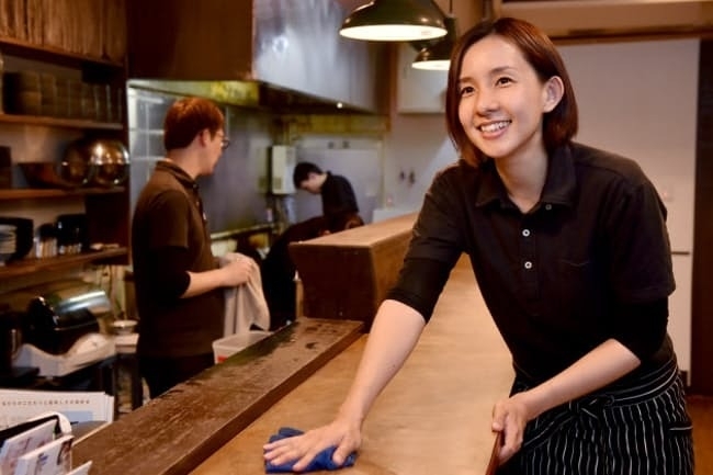 京都・佰食屋の中村朱美さん(中村さん提供)