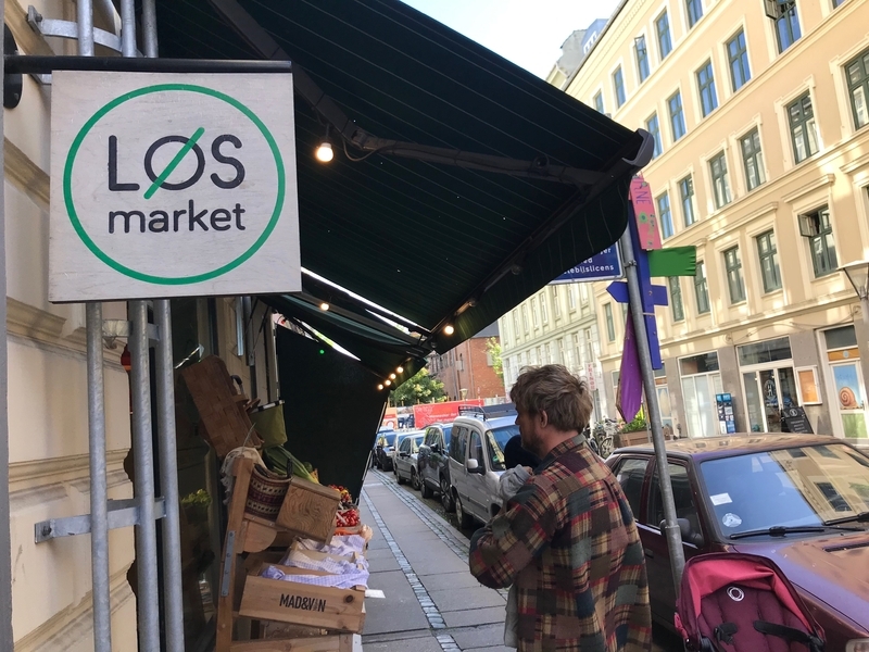 デンマーク・コペンハーゲンの量り売りの店、LOS market（ロス・マーケット）（筆者撮影）