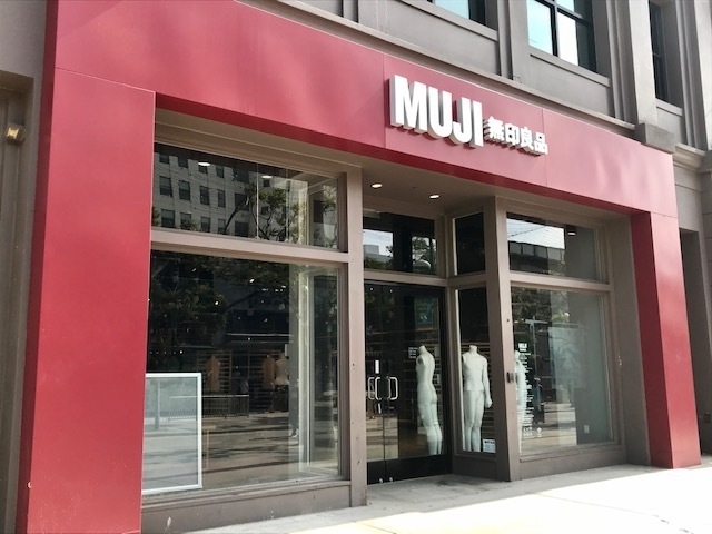 サード・ストリート・プロムナードにあるMUJIも閉店してしまった。筆者撮影