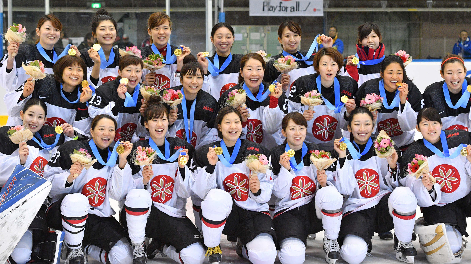 女子アイスホッケー】「日本は速すぎた」ライバル国が白旗を上げ 女子アイスホッケー】「日本は速すぎた」ライバル国が白旗を上げ