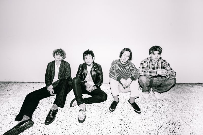 ロックバンド「THE FOREVER YOUNG」(主催者提供)
