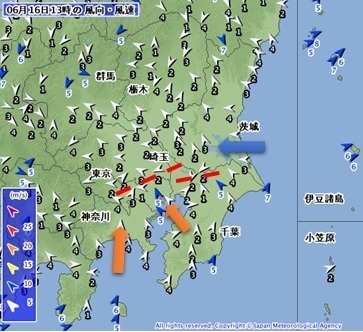 16日午後1時の風の様子（気象庁のアメダス図に矢印と点線を加えました）