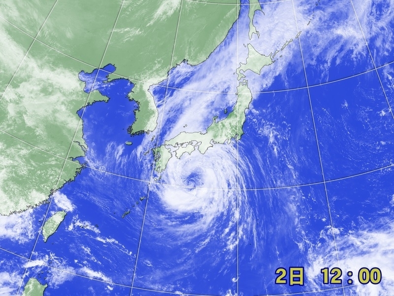 2011年台風12号はドーナツ型の雲が特徴だった（ウェザーマップ）