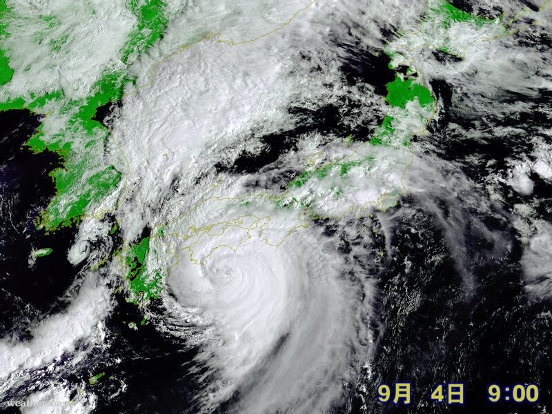 2018年9月4日　四国に上陸目前の台風21号（ウェザーマップ作画）