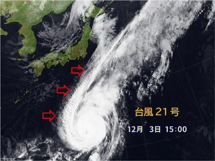 2021年12月3日午後3時、台風21号の雲画像（ウェザーマップ作画）
