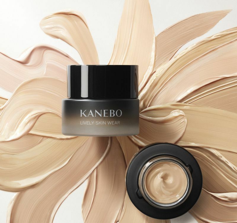 KANEBO　ライブリースキン ウェア　SPF５～７・PA+～++　全8色　30g　￥11,000　出典：カネボウインターナショナルDiv.