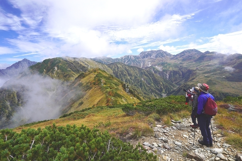 富山県立山エリアの山岳景観