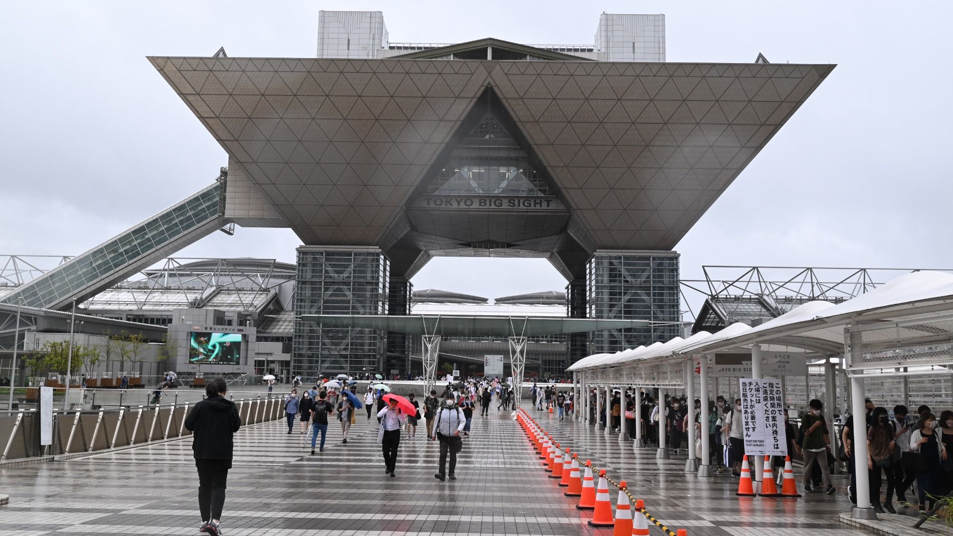 現物有送料無 1日目 ２日目 ３日目 ４日目 コミケ C97 サークルチケット 4日間セット コミックマーケット 通行証 12/28 12/29 12/30 12/31  コミケ97」4日目（最終日）の来場者数は19万人！ | アニメイトタイムズ