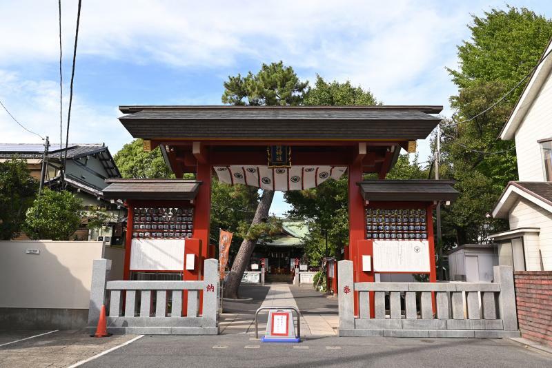 東京都葛飾区・立石にある「五方山 熊野神社」の門