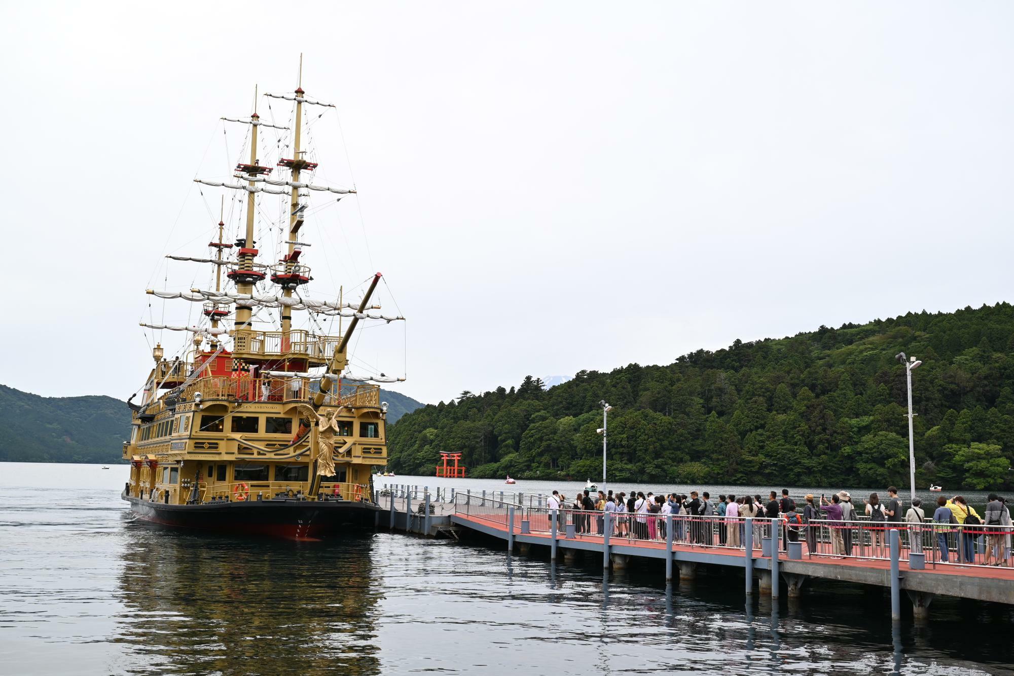 「箱根海賊船」の外観