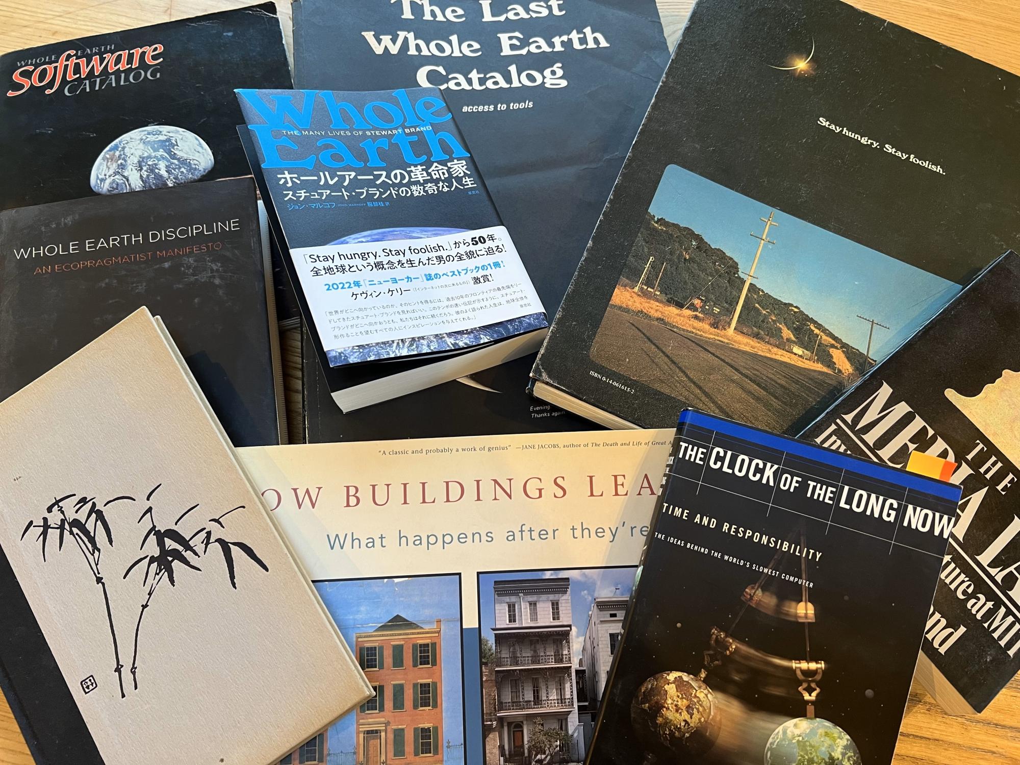 ●入手困難　サンフランシスコ発　伝説のホール・アース・カタログ1971年版 スティーブジョブズの名言の元ネタ・ホールアースカタログについて