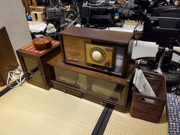 『カムカムエヴリバディ』るい編、福引で当たったラジオ 写真提供:NHK