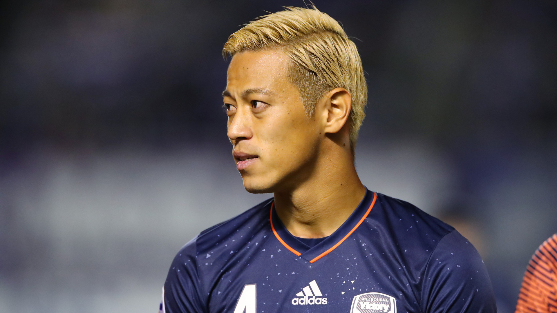 空席もったいない と本田圭佑がafc規定に苦言 広島対メルボルン戦のチケット完売でもガラガラのワケ 金明昱 個人 Yahoo ニュース