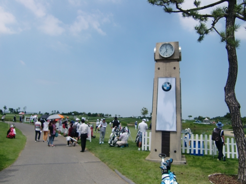 韓国女子ツアーのパッティング練習場。韓国のゴルフ場は日本ほど、練習場が充実していない（筆者撮影）
