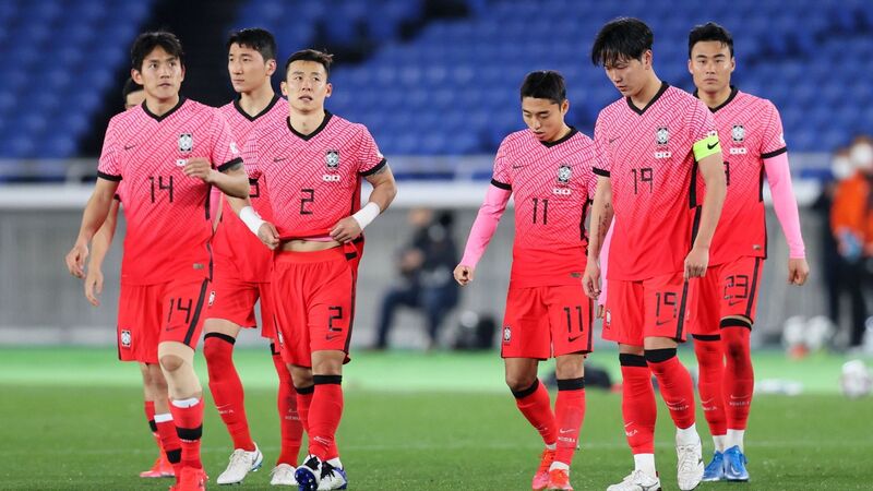 0 3衝撃の大敗は想定内か 日本に敗れても韓国のベント監督は意に介さず 韓国協会が出した答えは 金明昱 個人 Yahoo ニュース 0 3衝撃の大敗は想定内か 日本に敗れても韓国のベント監督は意に介さず 韓国協会が出した答えは 金明昱 個人 Yahoo ニュース
