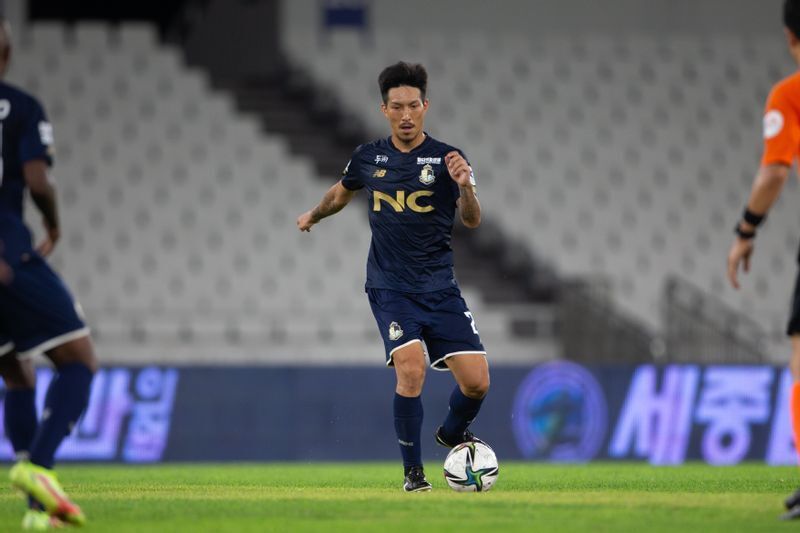 単独インタビュー 元日本代表mf小林祐希 人にどう思われてもいい 韓国2部 の今 金明昱 個人 Yahoo ニュース 単独インタビュー 元日本代表mf小林祐希 人にどう思われてもいい 韓国2部 の今 金明昱 個人 Yahoo ニュース