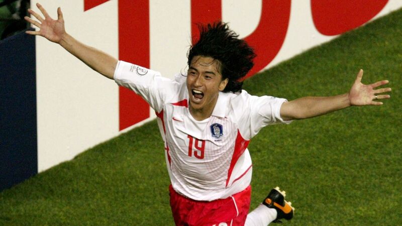 本当に世紀の誤審 日韓w杯から年 韓国でイタリア戦の 疑惑のジャッジ はどう語られてきたのか 金明昱 個人 Yahoo ニュース 本当に世紀の誤審 日韓w杯から年 韓国でイタリア戦の 疑惑のジャッジ はどう語られてきたのか 金明昱 個人 Yahoo ニュース