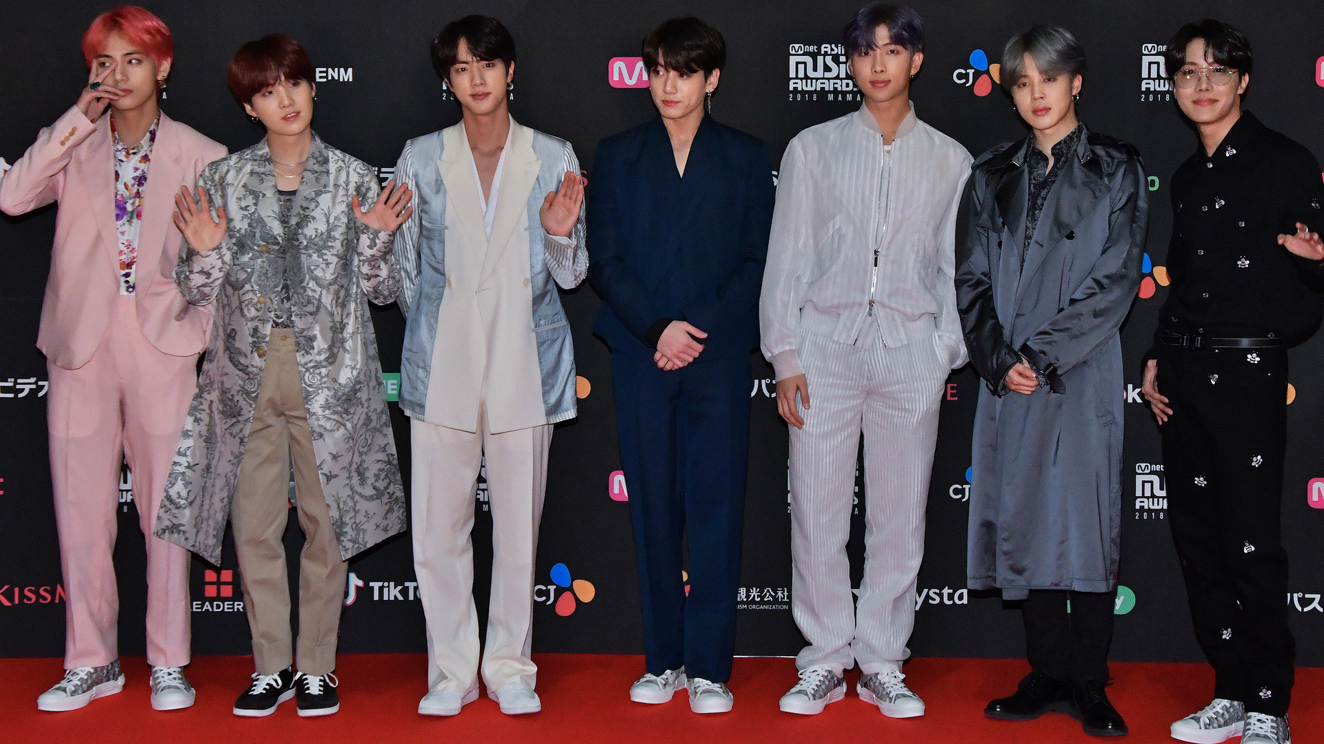 Bts 防弾少年団 は韓国の同性愛者グループ 反道徳的 ロシアの2都市でコンサート映画の上映中止 木村正人 個人 Yahoo ニュース